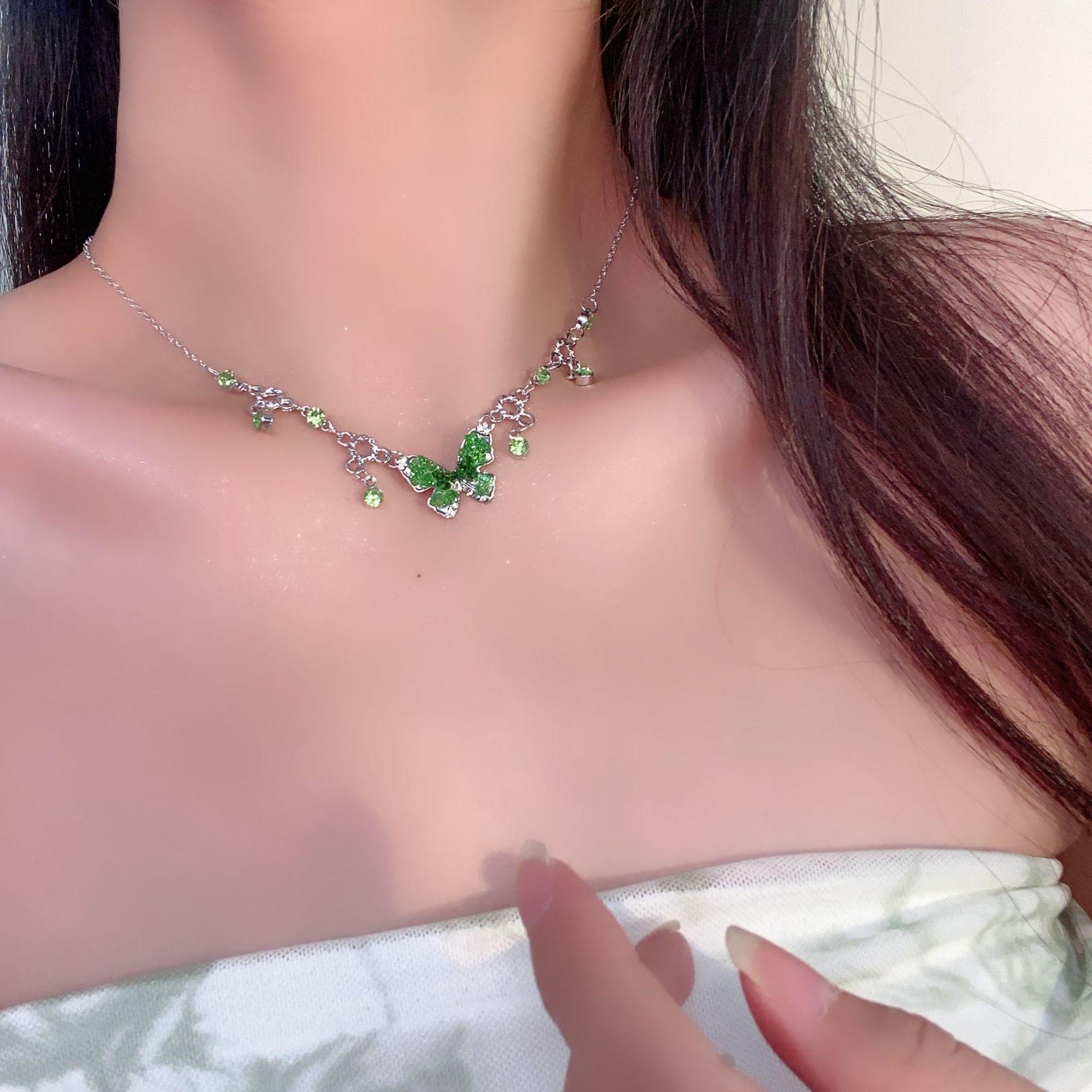 Green Crystal Butterfly Tassel New Necklace Niche Cool Atmosphere Premium Clavicle Chain Fashion Spice Girl Necklace