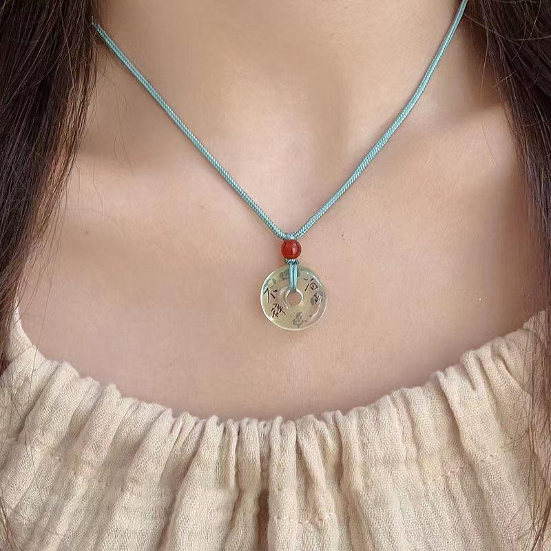 Chinese Style Geometric Circular Pendant Necklace Weave Rope Safety Buckle Clavicle Chain For Women Jewelry Party Gift