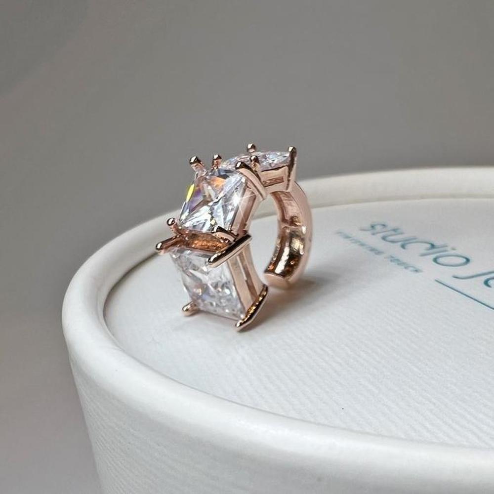 Sparkling Square Cubic Ring Ear Cuff Piercing Earring (S8333456)