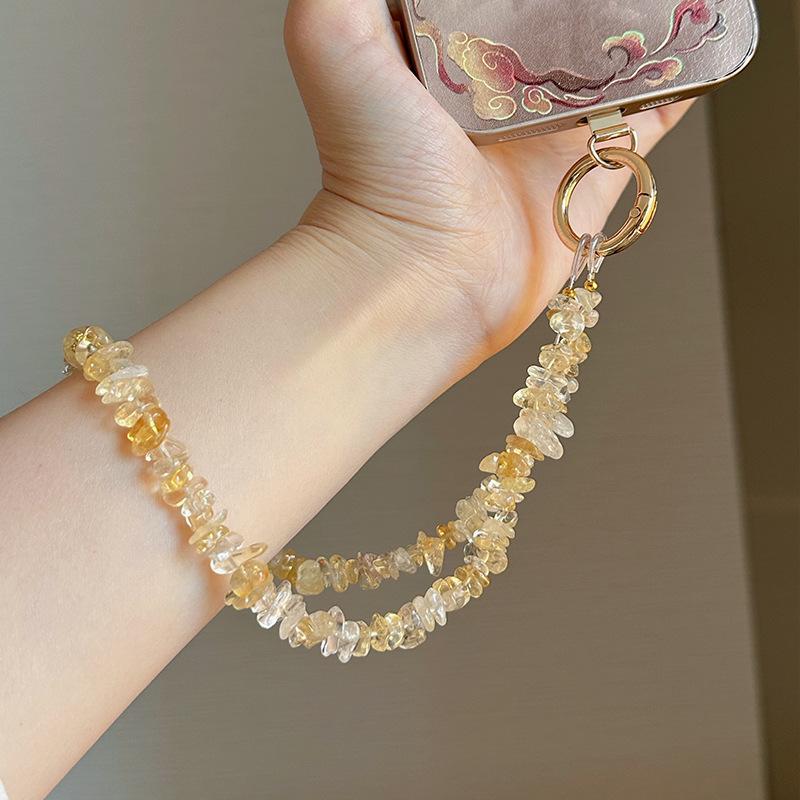 

Natural yellow crystal phone strap Take photos of any item to achieve a crystal-like high-end feel