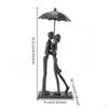 Figurina in Ghisa Coppia in Metallo Nero Scultura Autoportante per Coppie Ombrello