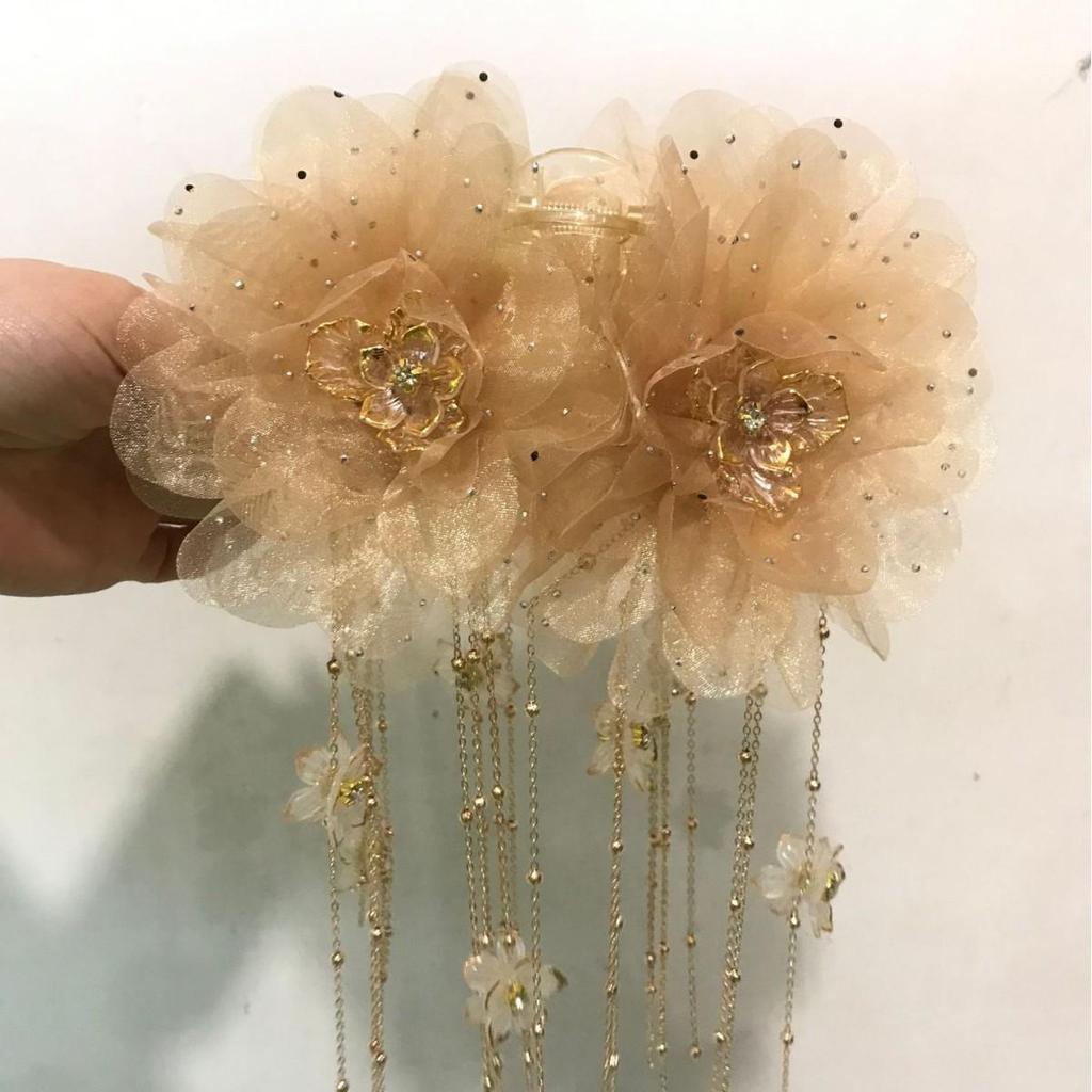 Twin Lotus New Year Butterfly Hair Clip: Elegant Flower Tassel Claw/Shark Clip for Women