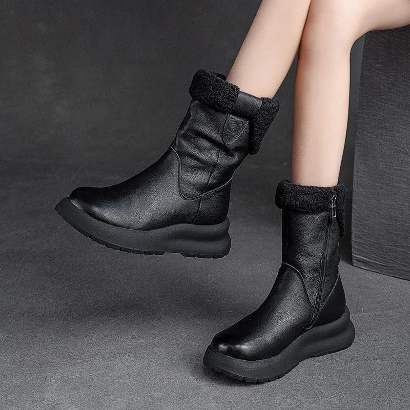 Fashion New Mid Length Snow Boots 2025 with Plush Insulation  Solid Color Thick Soled Women's Short Boots  Casual Women's Shoes