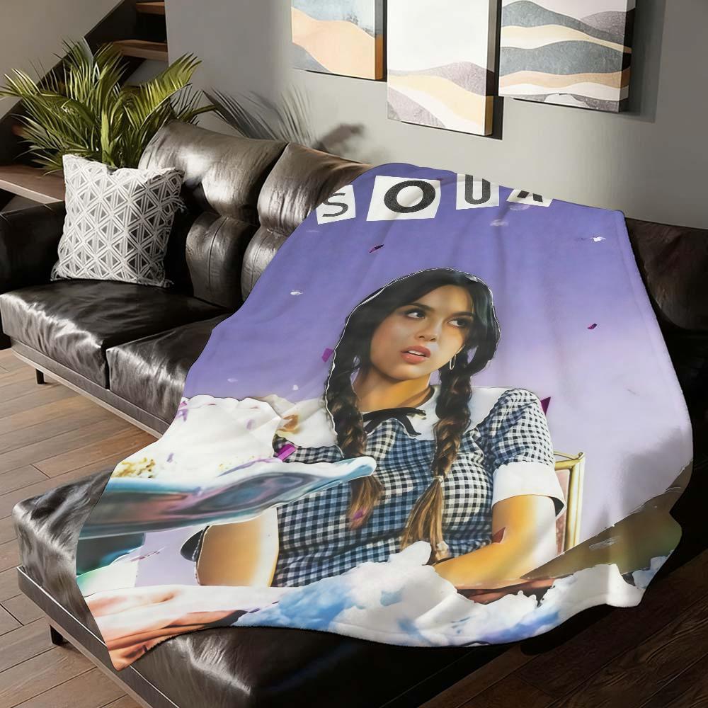 American Singer O-Olivia R-Rodrigo Blanket For Sofa Office Bed Plane Travel Sleep Read Relax Camping Soft And Warm