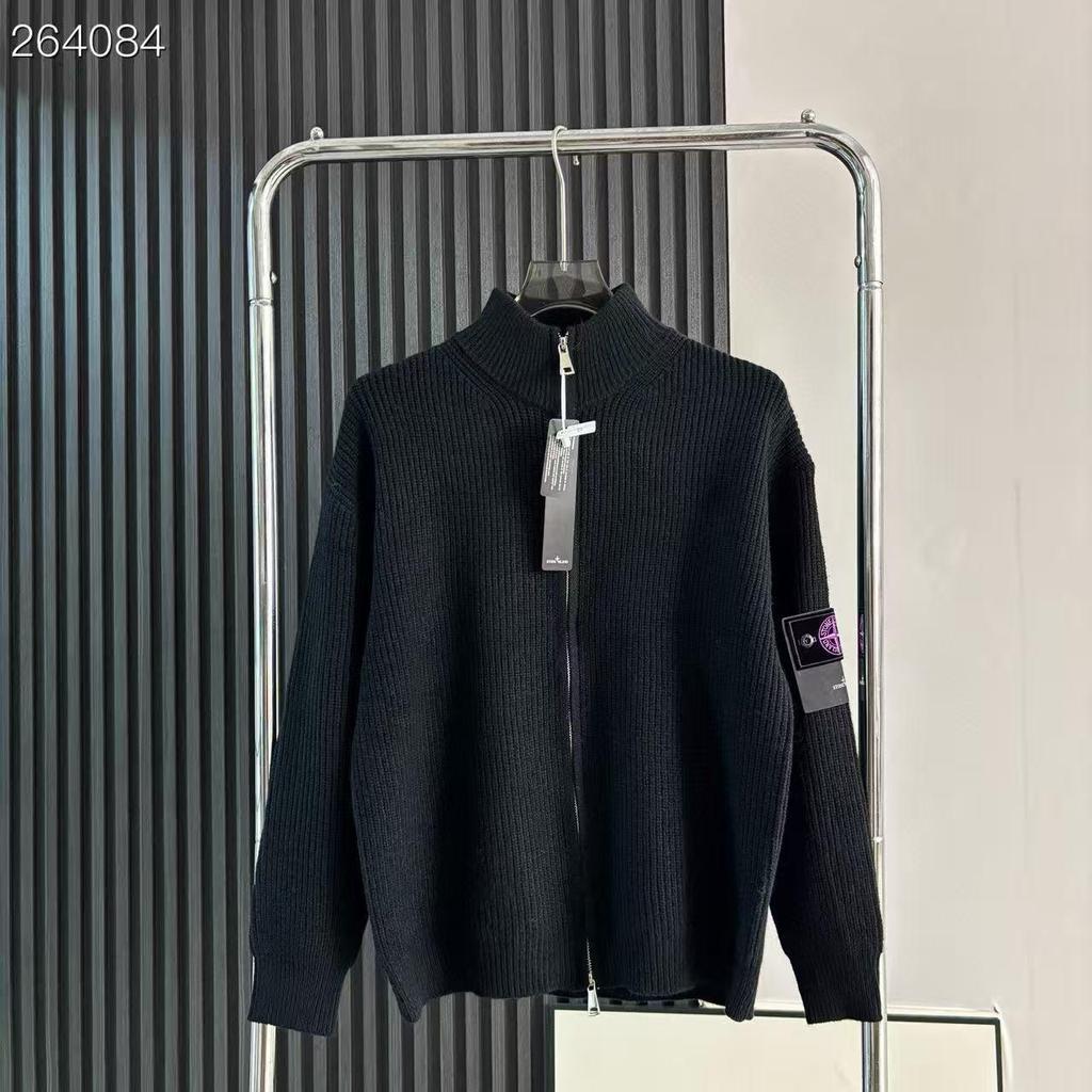 STONESLAND Unisex Stand Collar Zippered Sweater