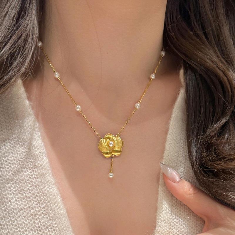 

Classic Retro Fashion Brushed Butterfly Orchid Pearl Necklace Tassel Luxury Exquisite Clavicle Chain Wedding Jewelry Gifts 45cm