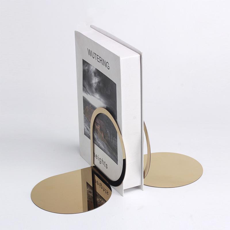 Simple Nordic Geometric Hollow Musical Notes Metal Bookends Bookcase Model House Sales Office Study Office Decorations