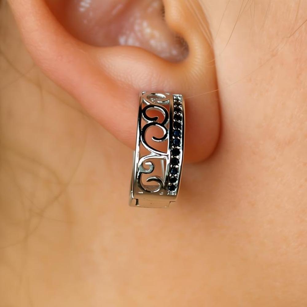 Cercei Cerc din Cupru cu Design Filigranat și Accente de Zirconiu Cubic Negru