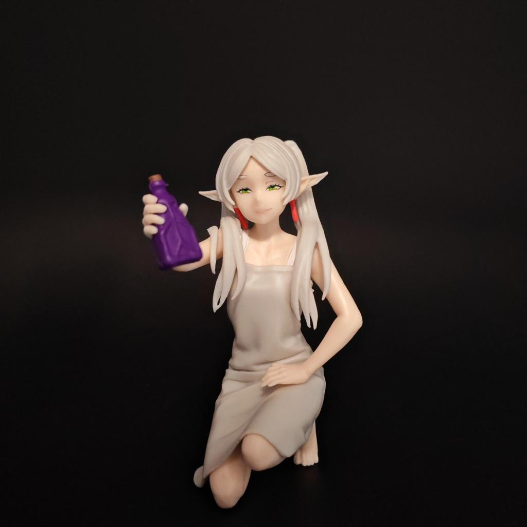 11cm Frieren: Beyond Journey's End Anime Figure Magic Potion Bottle Frieren Action Figure PVC Model Doll Toys Doll Collection