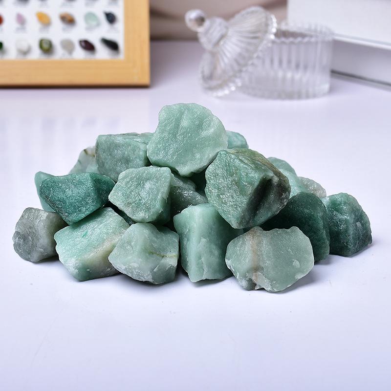 Green Aventurine Raw Stone: Fish Tank Decor & Aromatherapy Diffuser Crystal.