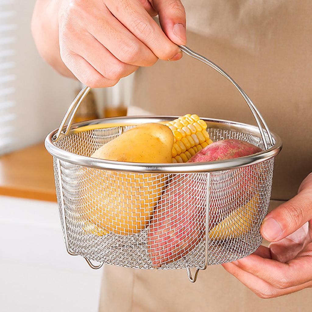 Mesh Steaming Basket Stainless Steel Comfortable Handles Heat Resistant Steaming Basket for Cooking Kitchen 18x18cm