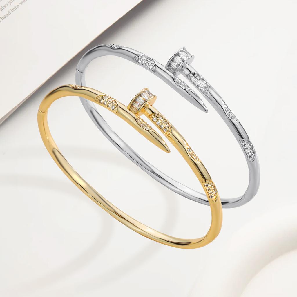 2026 pulseira de prego feminina europeia e americana pulseira de luxo leve design de ponta pulseira aberta ornamento de pulseira