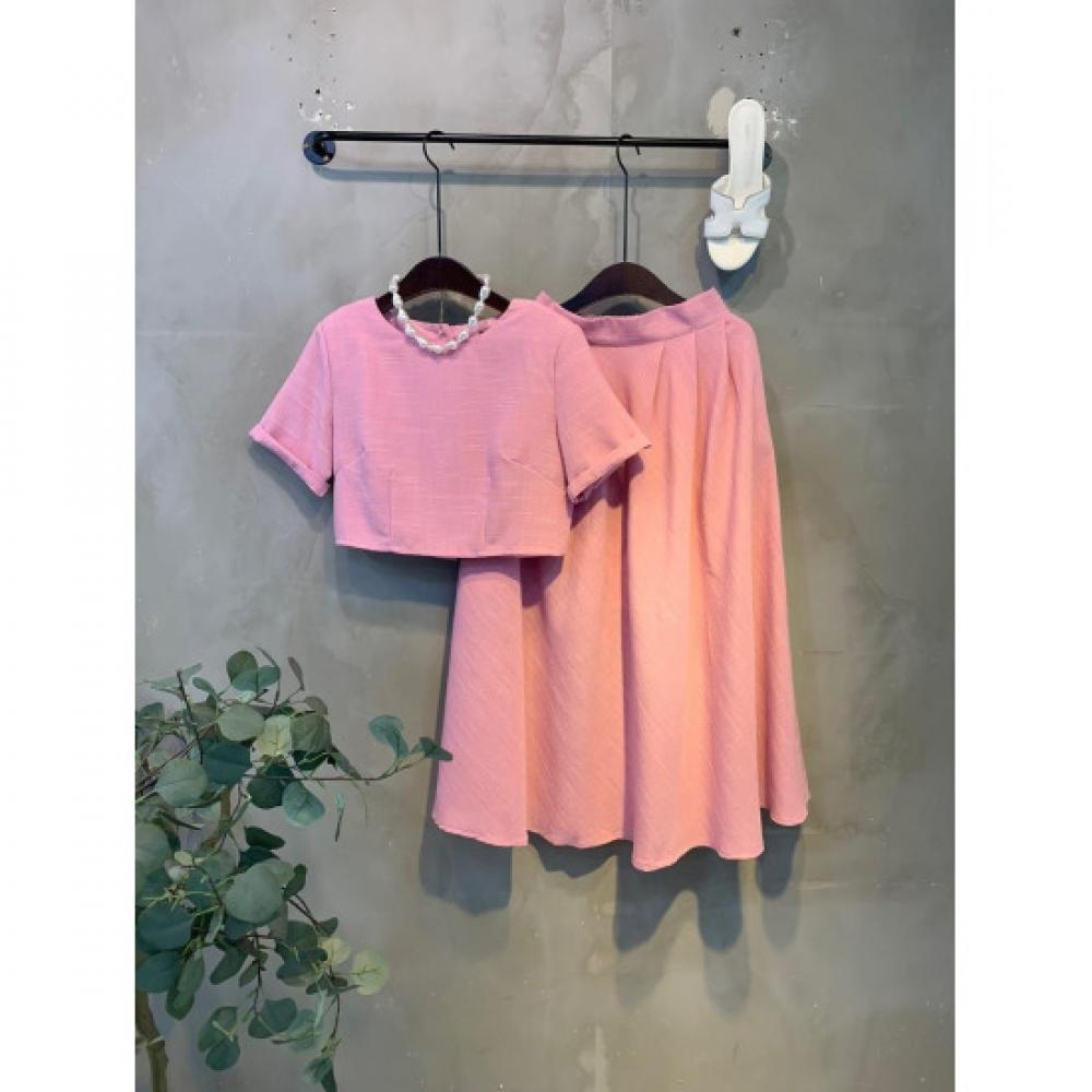 C S In The Room Rite Crop baCk Button blouSe Flare Long Skirt Set