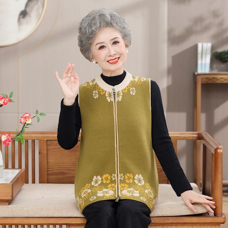 Grandma's Autumn/Winter Stylish Short Zipper Vest for Middle-Aged & Elderly Women - Elegant Knit Cardigan Top