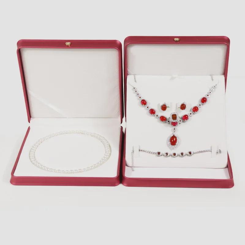 Elegant Pearl Necklace and Jewelry Gift Box Set with Rounded Crown Design
