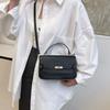 2025 Spring New Fashion Aesthetic Foreign Style Fashion Simple Fashion Portable Shoulder Crossbody Small Square Bag Woman