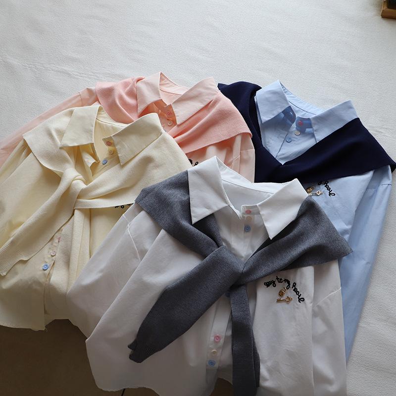 

[Bi Zheng] Spring 2025 Korean-Style Embroidered Letter Button Shirt & Shawl Set for Women One Size