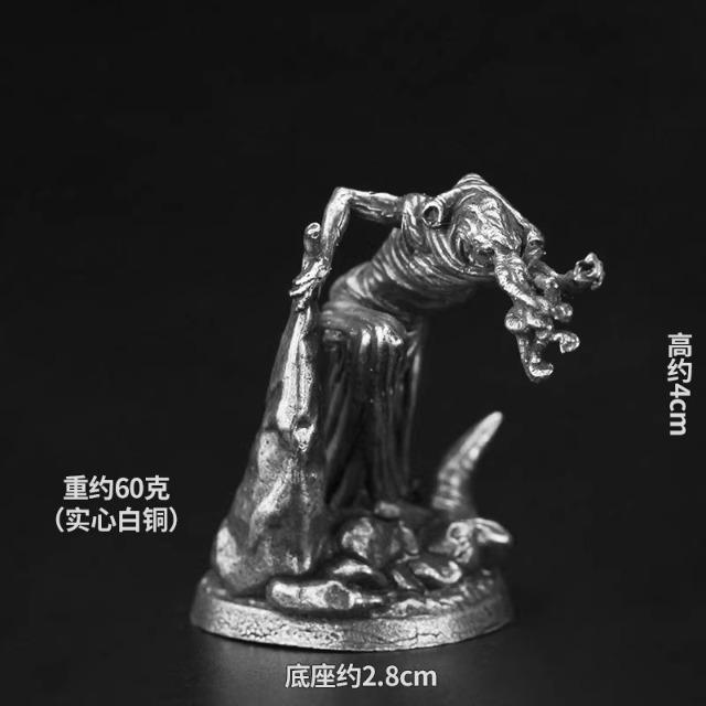 White Copper Illithid Soldier Miniature Tabletop Wargame RPG Battle Model Chess Piece Collection Decor Car Interior Decor