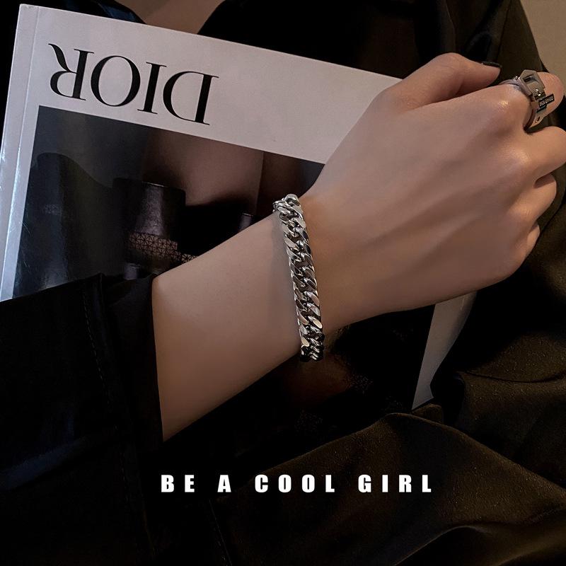 2025 Trend Cuban Niche Hip-Hop Bracelet for Couples: Stylish Chain Jewelry for Women & Men