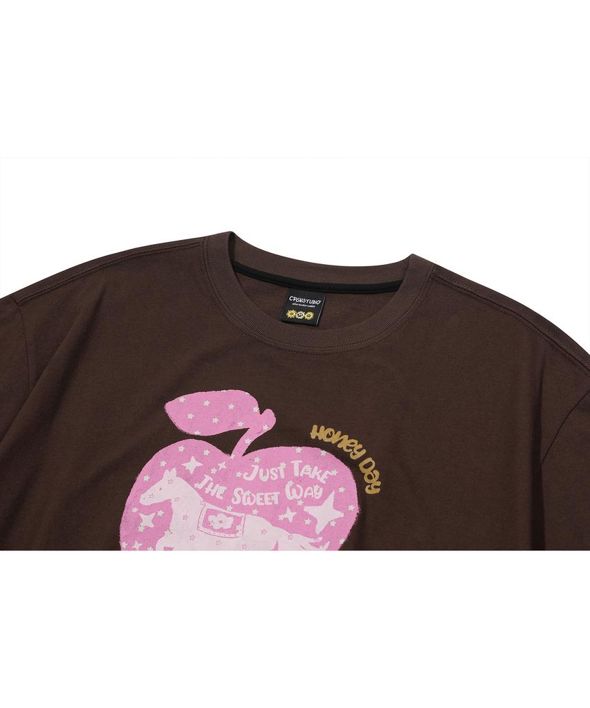 CPGN STUDIO Apple Pony Short Sleeve T-Shirt Brown