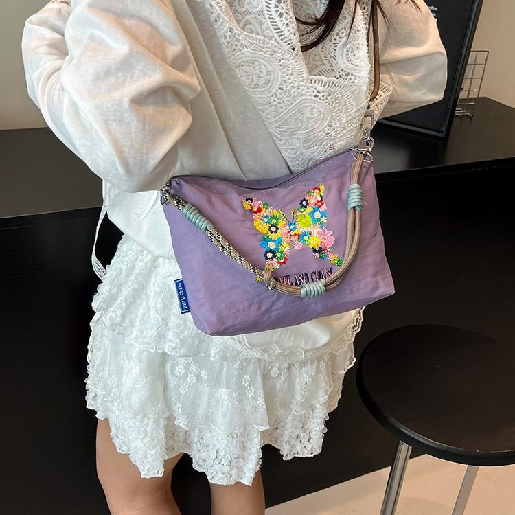 Embroidery Zipper Shoulder Bag Women's Niche Design Small Fresh Fashion Large Capacity Portable Storage Bag Toilet Bag