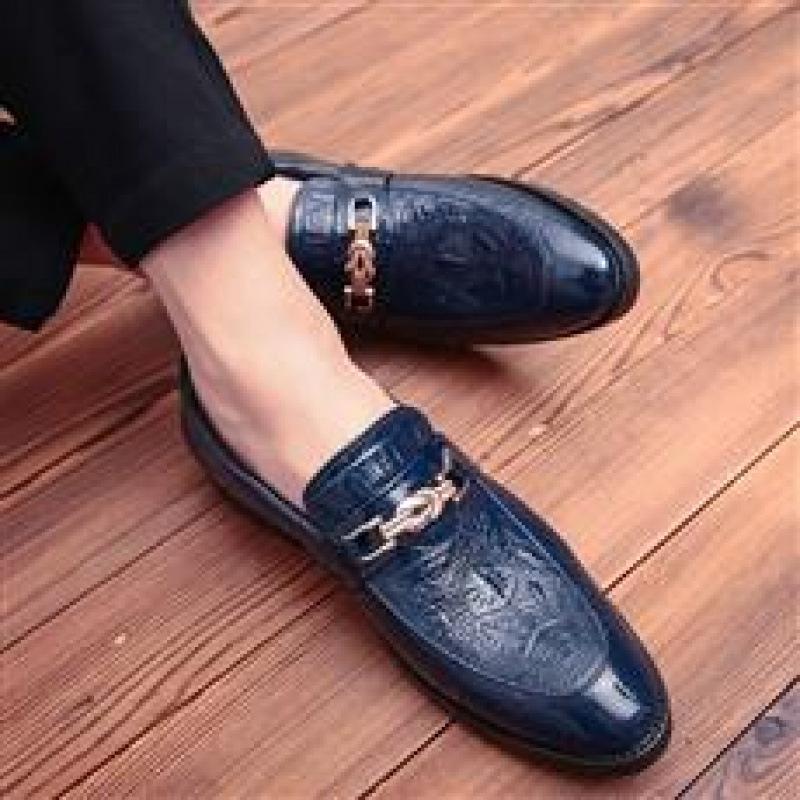 Men's shoes large size spring new trend dress casual shoes British style retro leather shoes foreign trade small leather shoes men
