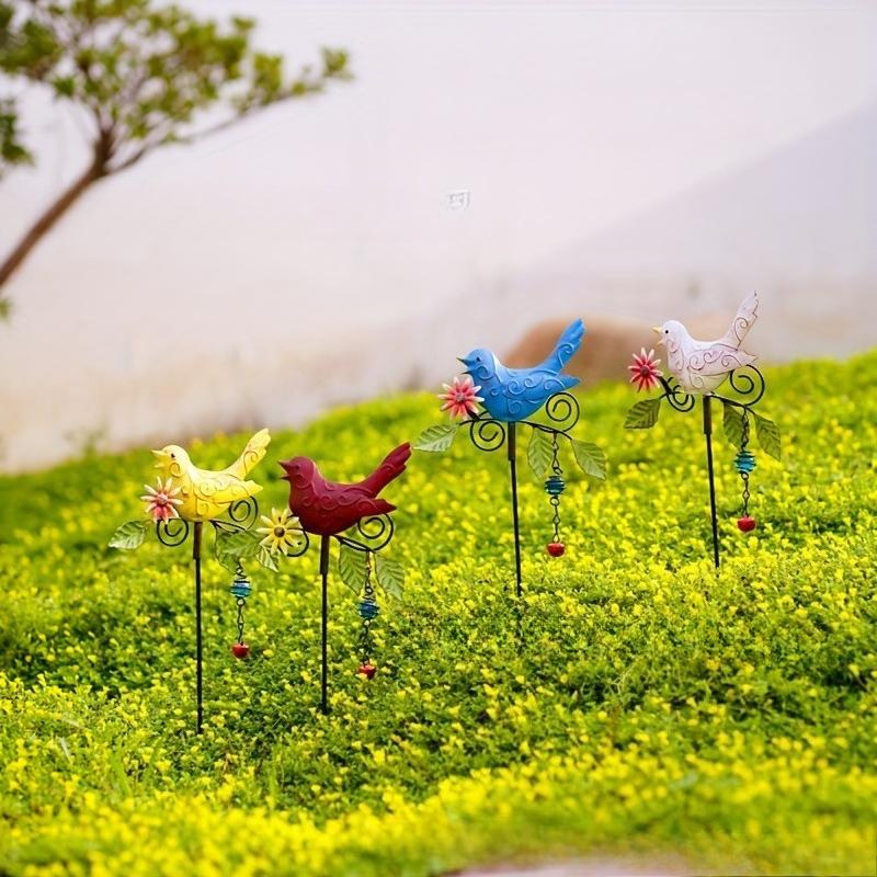 Metal Bird Decorative Garden Stakes,Indoor Outdoor Lawn Pathway Patio Ornaments,Outdoor Garden Decor Shaking Head Yard Art