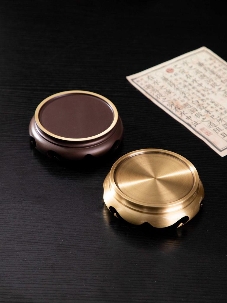 Animal Ear Brass Incense Burner - Antique Style for Coil and Stick Incense, Zen-Inspired Design for Home and Indoor Use.