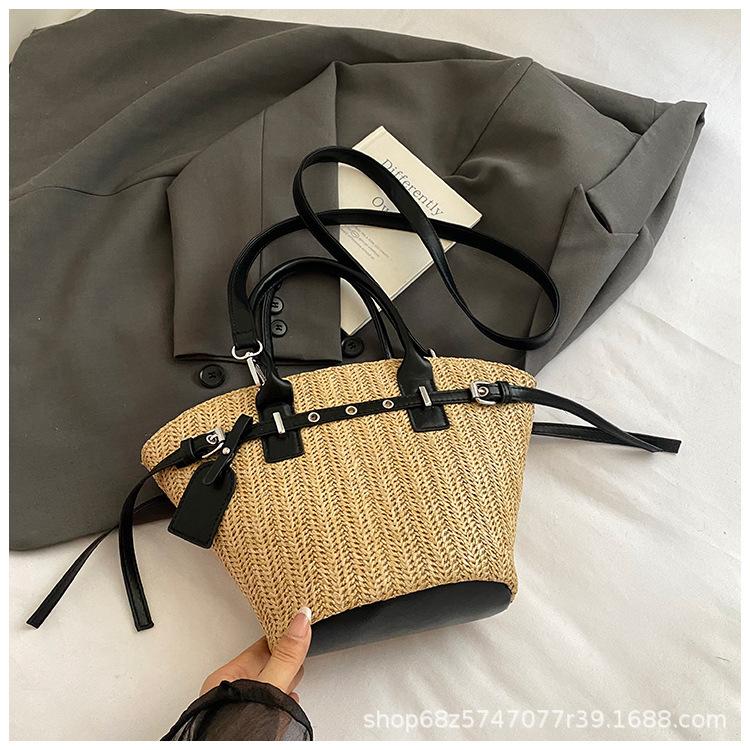 Seaside Vacation Wind Summer Straw Woven Portable Bucket Bag Women's 2025 New Belt Buckle Woven Temperament Messenger Bag