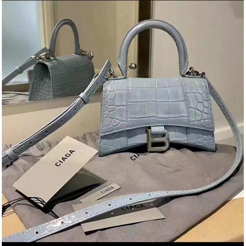 Early Spring High-End Niche Baguette & Crossbody Hourglass Handbag