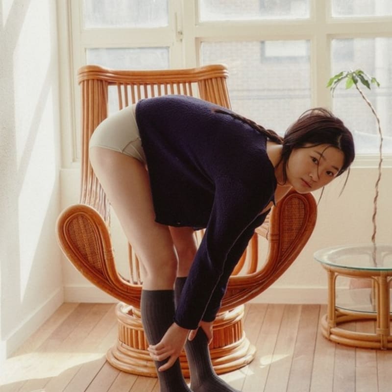 SOOPUI Ekologiska bomulls knästrumpor i kolgrått