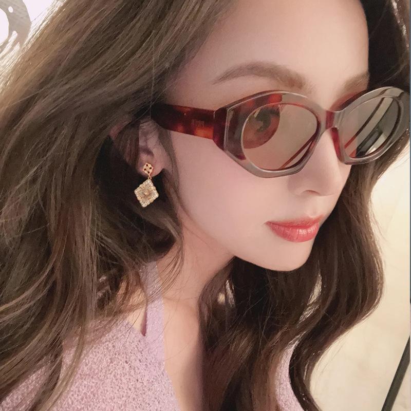 Lucky Four-Leaf Clover Stud Earrings Court Style Medieval Vintage Earrings Women'S Fashion Light Luxury High Sense Retro Earrings