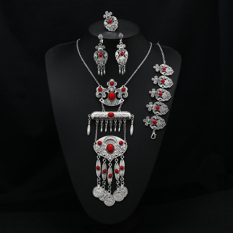 Long Tassel Necklace Vintage Exotic Bohemian Vacation Bracelet Earrings Travel Photography Suit Women
