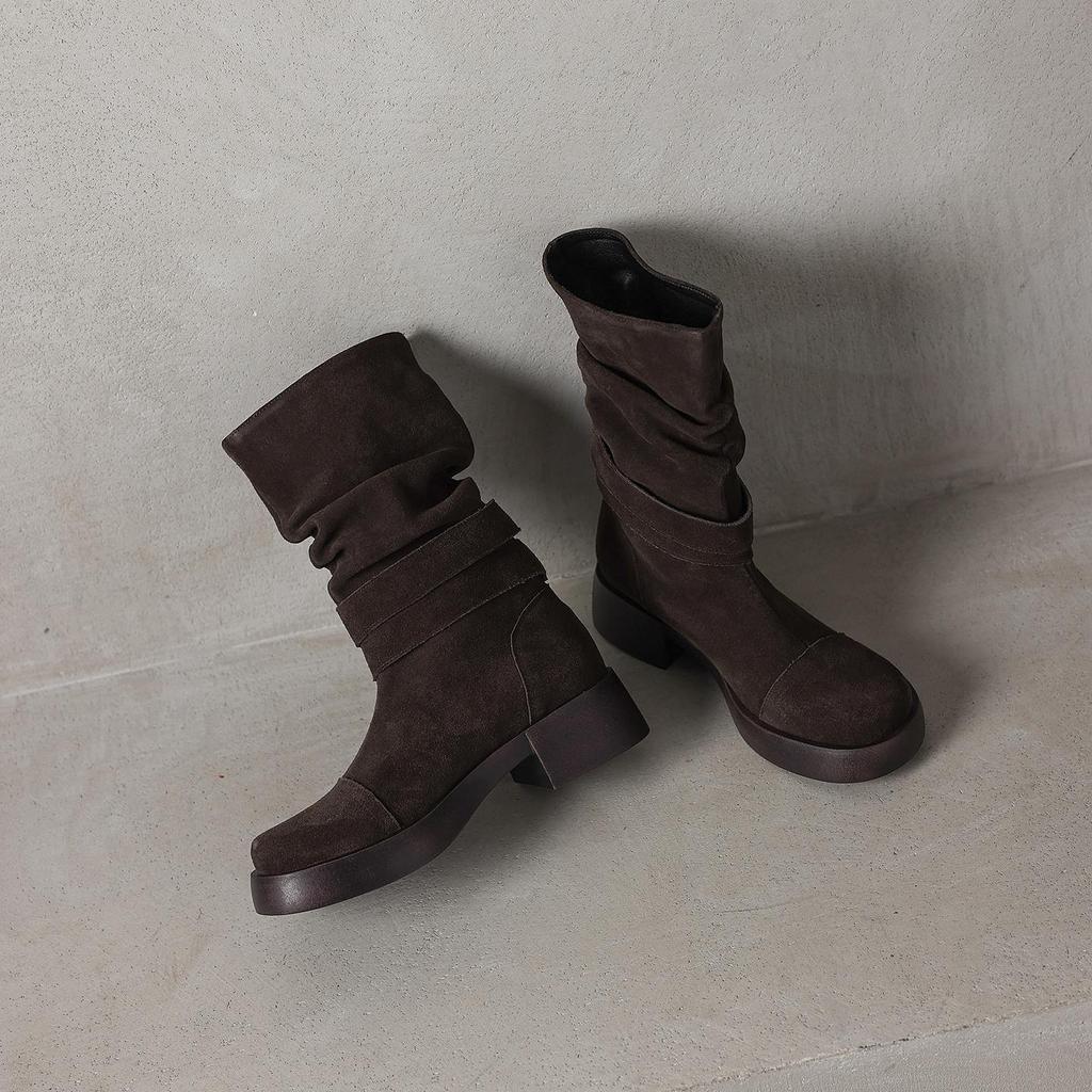 Krazing Pot Cow Suede Nubuck Winter Round Toe Modern Boots Med Heels Slip on Pleated Style Metal Buckle Mid-calf Boots