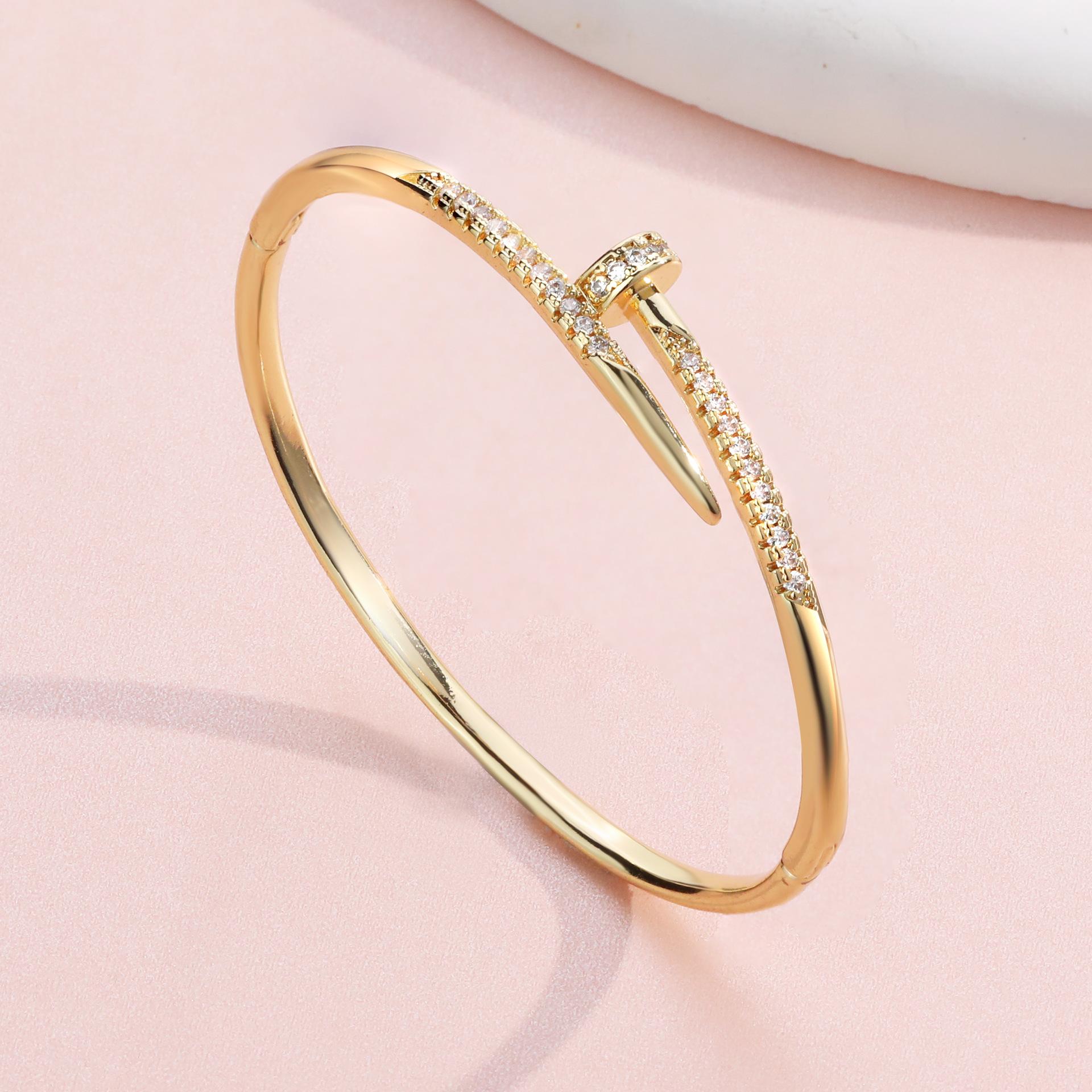 

2026 Personalized Alloy Zircon Nail Bracelet European and American Light Luxury Niche Ins Style Design Opening Resizable