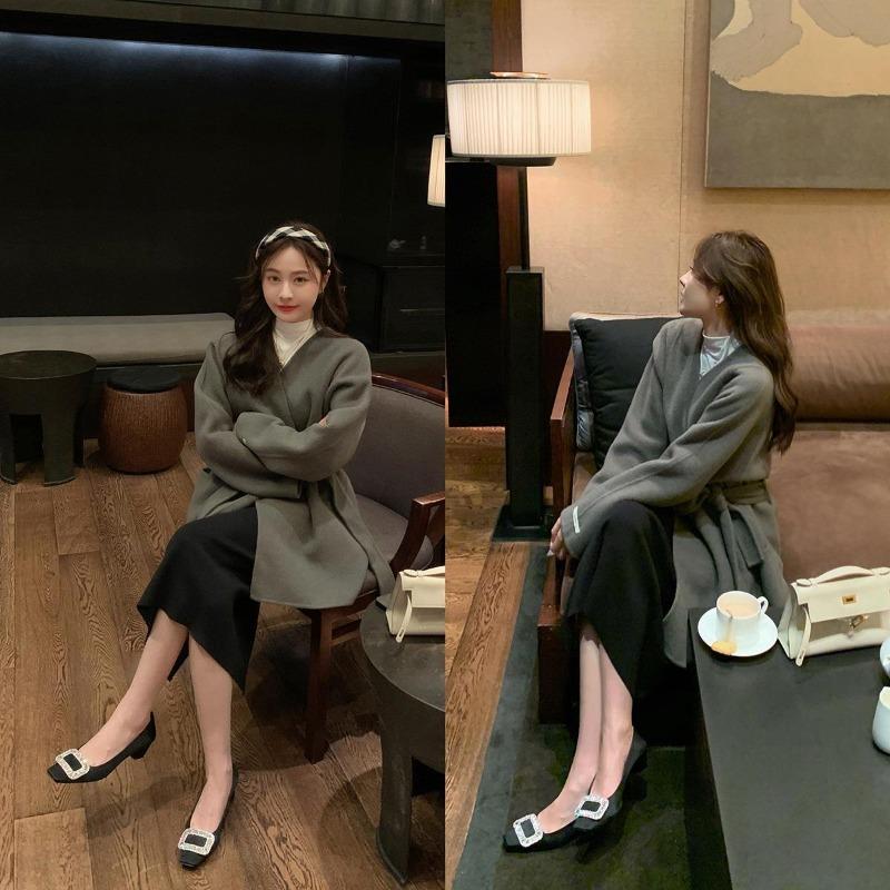 ~ Temperament rhinestone square buckle square head shallow mouth middle heel silk commuting single shoes women