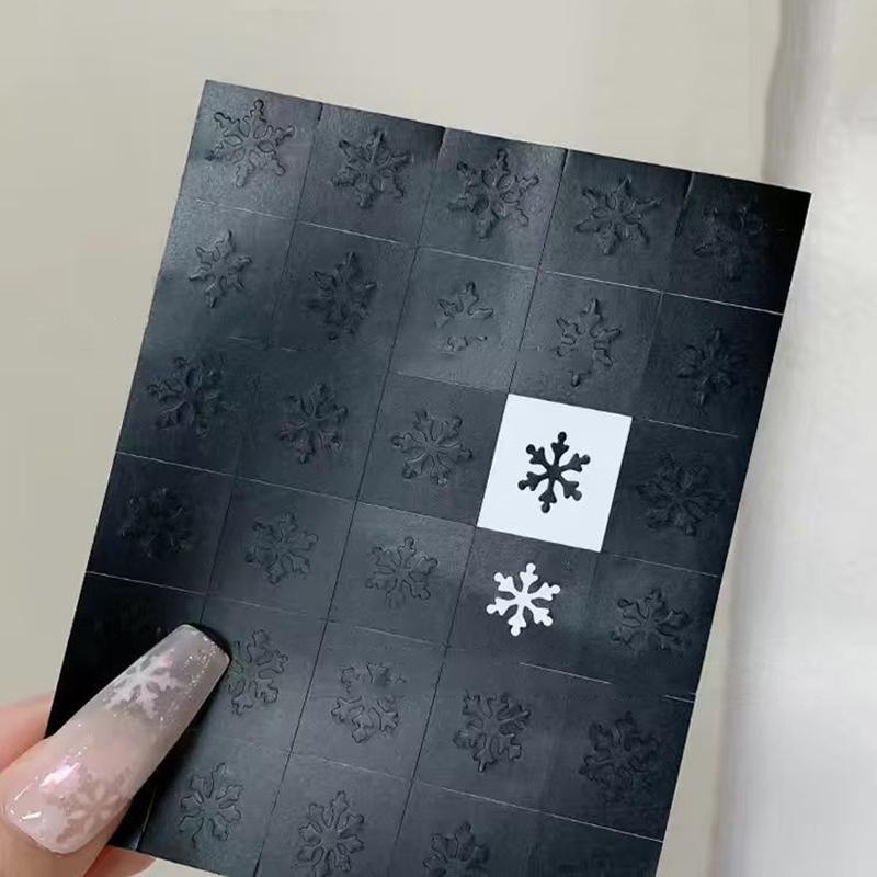 2 Sheets Nail Art Airbrush Stencils For Nails Snowflakes Hollow Reusable Nail Tattoo Template Salon Manicure Supply