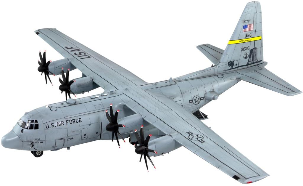 Great Wall Hobby Amerikanisches Transportflugzeug, Gesamtlänge 208 mm, Kunststoffmodell L1011 1/144 C-130H, ca.. (Flugzeug)