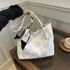 Spacious Canvas Tote Bag For Women 2024 Fashionable And Trendy Street Style Handbag