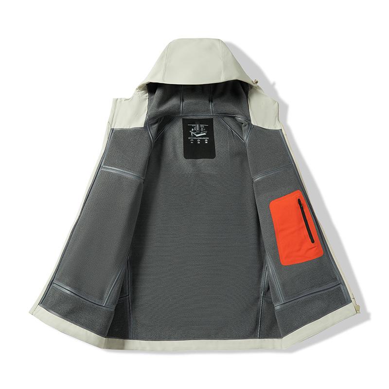 High-quality Fully Heat-sealed Rubberized Jacket, Windproof and Waterproof, Slim-fit Hooded Jacket, Outdoor Sports Mountaineering Jacket for Men