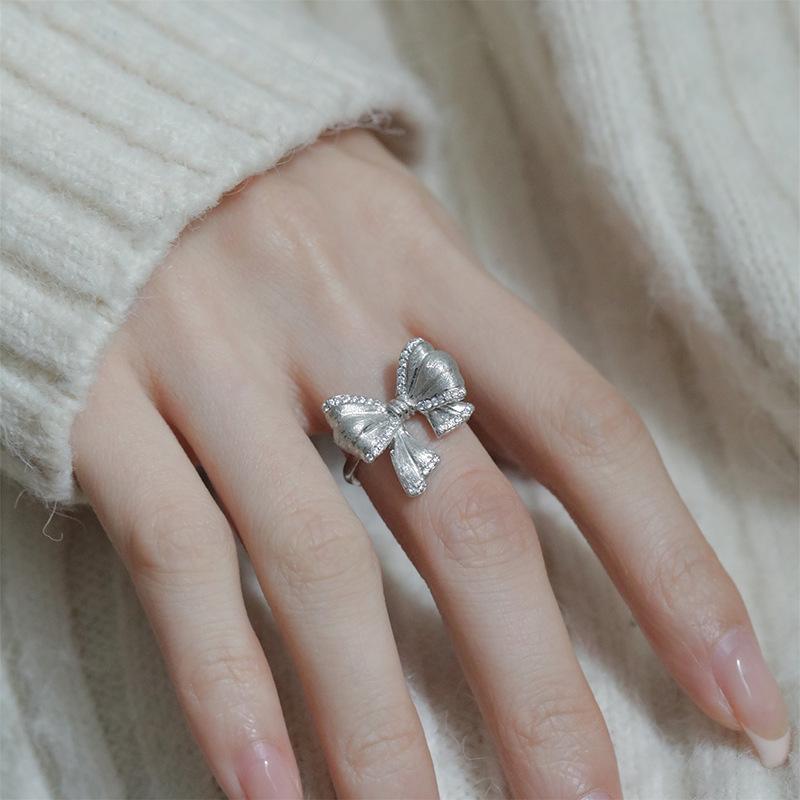 Women's French Retro Bowknot Adjustable Index Finger Ring