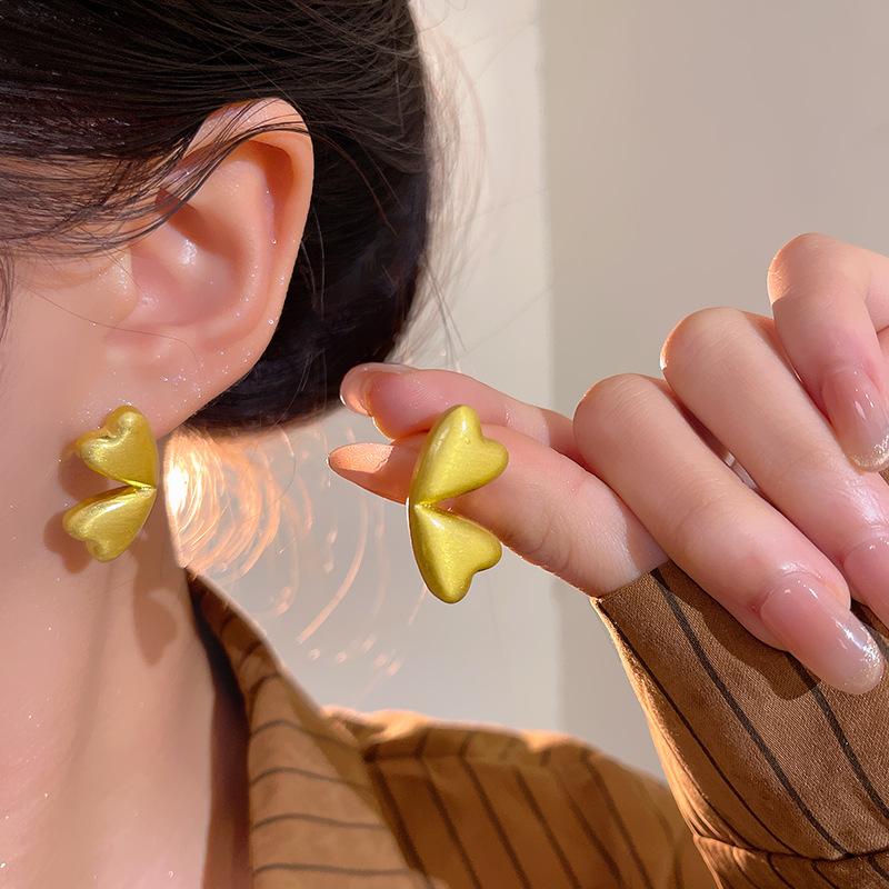 Design Sense Metal Double Love Earrings Women s Cold Wind Temperament Earrings Korean Earrings