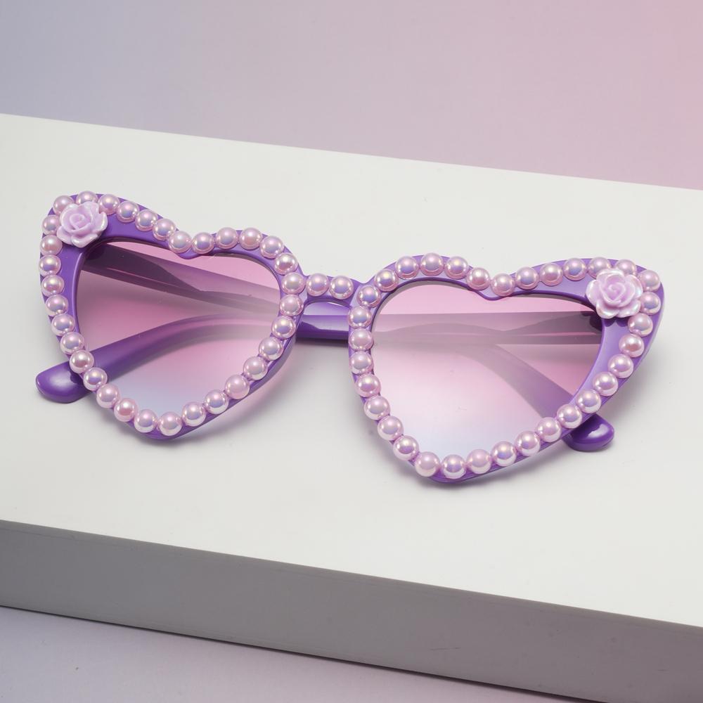 Women Sweet Romantic Heart-shaped Pearl Floral Sunglasses Perfect Gift for Valentine's Day Girlfriend Birthday Gift