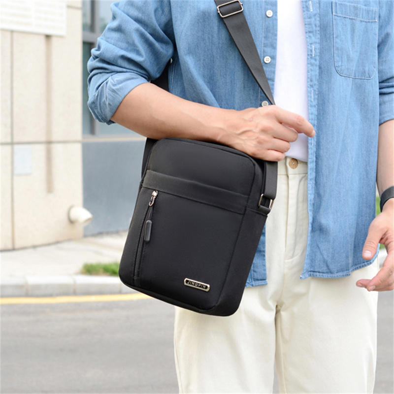 Men's Business Casual Messenger Bag Lightweight Travel Office Work Satchel Bags Large Crossbody Bag