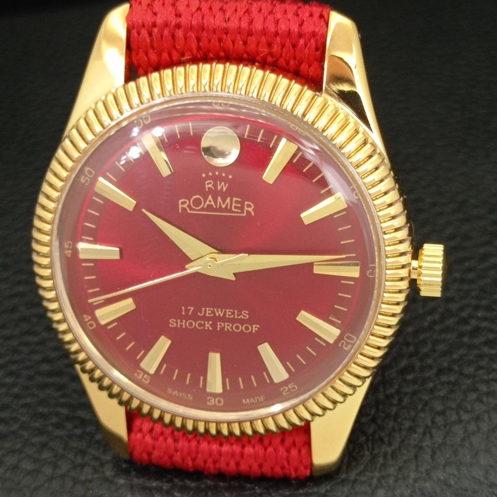 HAND-WINDING VINTAGE SWISS MENS REFURBISHED RED COLOR DIAL WATCH a707415-1