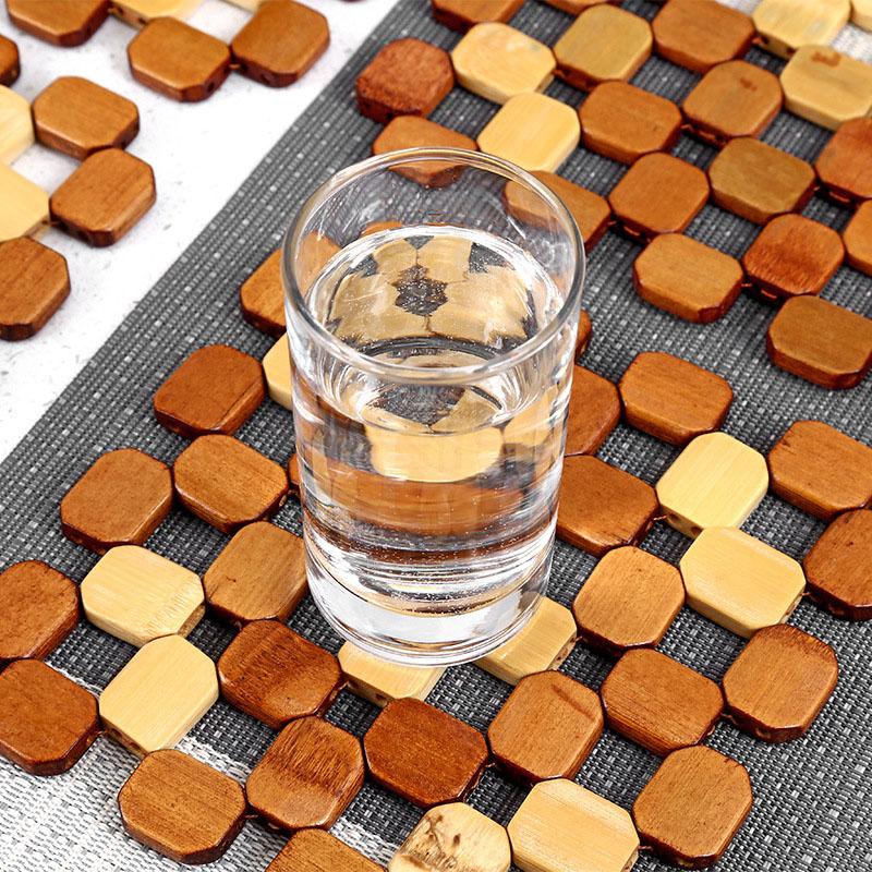 Kuchyňská bambusová izolační podložka Bambusová podložka na stůl Protiskluzová podložka pod hrnec Čtvercová ochrana proti opaření Podložka na stůl