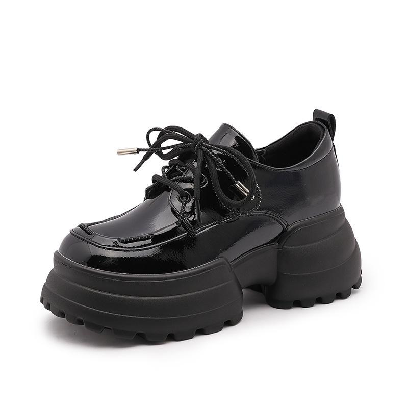 

Женские кожаные лоферы на толстой подошве со шнуровкой, весна-лето 2025 г., визуально увеличивающие рост — модные и универсальные. 34 чёрный