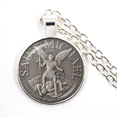 Collier Saint Michel Mode Protège-moi Bouclier Saint Protection Justice Colliers Pendentifs Talisman Cadeaux Saints Chrétiens