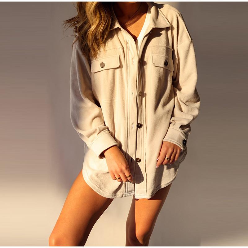 Осенне-зимняя женская флисовая куртка с длинным рукавом и лацканами — фото 7