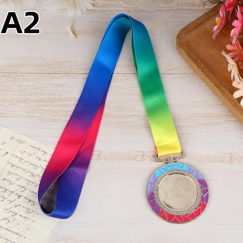 Metall-Auszeichnungsmedaillen mit Halsband Gold Silber Bronze Stil für Sport Akademiker oder jeden Wettbewerb Durchmesser